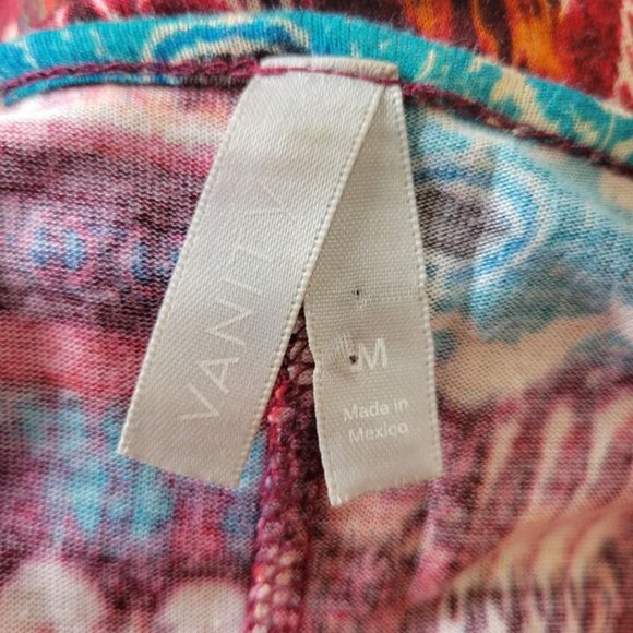 SIZE M VANITY Aztec Open Crochet Shoulder Mid Sleeve Top INVPV23 - Picture 2 of 3